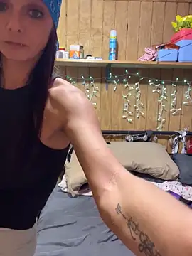 Kacinichole online show from 10.03.25