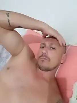 Snapshot of Hooters1920 chatting on 01.16.26 Hooters1920 online show from 01.16.26