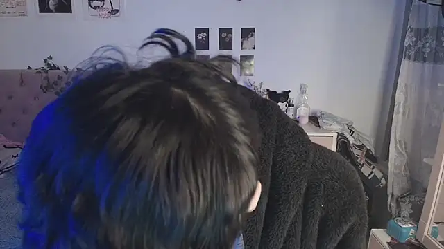 Snapshot of 2cyboy_ chatting on 09.26.25 2cyboy online show from 09.26.25