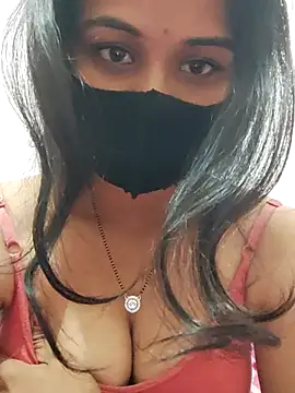 Snapshot of DivyaBhabhi69@xh chatting on 10.26.25 DivyaBhabhi69xh online show from 10.26.25