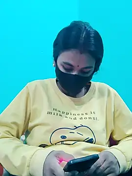 Snapshot of DivyaBhabhi69@xh chatting on 12.20.25 DivyaBhabhi69xh online show from 12.20.25