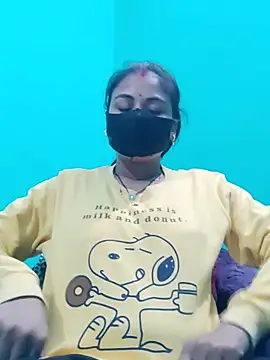 Snapshot of DivyaBhabhi69@xh chatting on 01.17.26 DivyaBhabhi69xh online show from 01.17.26