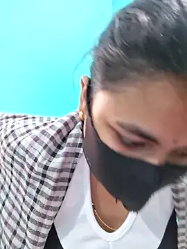 DivyaBhabhi69xh online show from 03.05.26