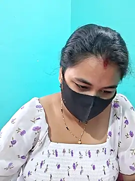 DivyaBhabhi69xh online show from 08.04.26