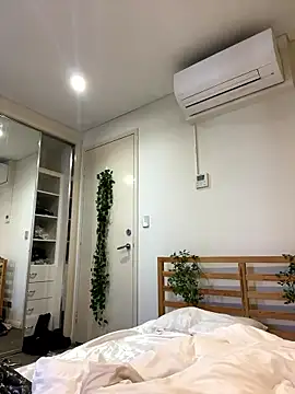 chloerossi18 online show from 01.08.26