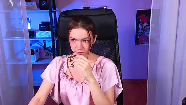 Snapshot of Loona_Eclipse chatting on 09.23.25 Loona Eclipse online show from 09.23.25