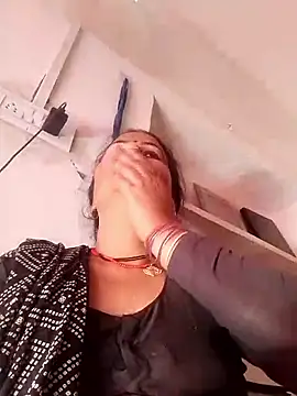 Suhani hot12 online show from 03.21.26