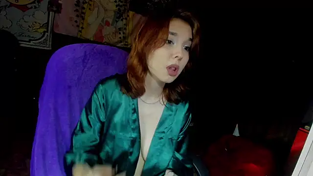 Snapshot of ftshstbtch chatting on 11.09.25 ftshstbtch online show from 11.09.25