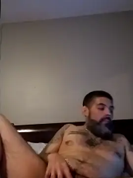 Snapshot of hornylatino702 chatting on 01.07.26 hornylatino702 online show from 01.07.26