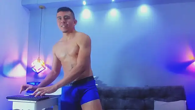Eross Santy online show from 04.26.26