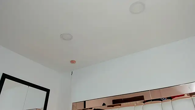 CarolinaFerrer online show from 10.31.25