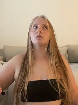 young hailey online show from 10.16.25