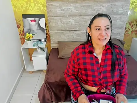 LucianaBlackwell online show from 10.16.25