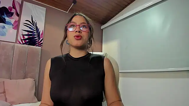 Karoline21 online show from 10.04.25