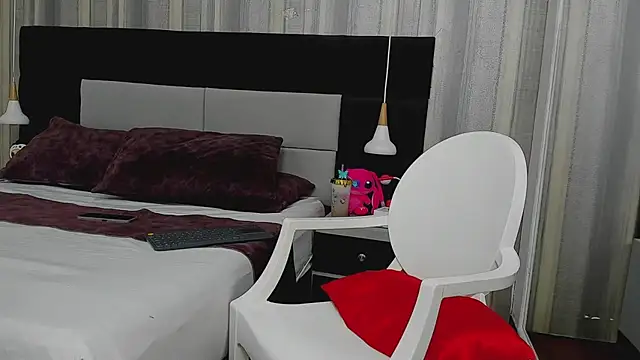 Snapshot of yiyisandoval chatting on 01.15.26 yiyisandoval online show from 01.15.26