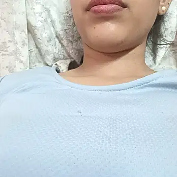 Snapshot of DesiSimran09 chatting on 11.01.25 DesiSimran09 online show from 11.01.25