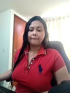 Alessandraa- online show from 05.25.26