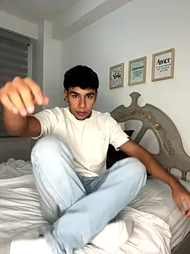 CHR58  online show from 10.06.25