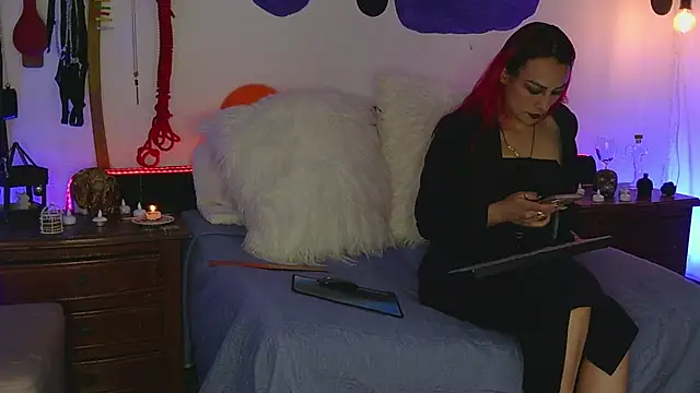 Snapshot of MeganBrown4 chatting on 09.27.25 MeganBrown4 online show from 09.27.25