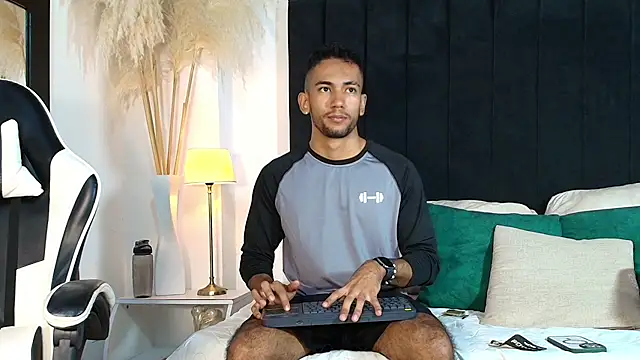 MaicolParker  online show from 06.29.26