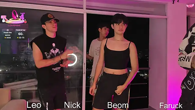 Snapshot of Handsomeboyss19 chatting on 09.11.25 Handsomeboyss19 online show from 09.11.25