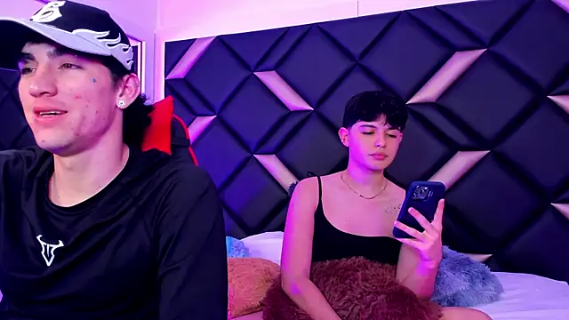 Snapshot of Handsomeboyss19 chatting on 10.15.25 Handsomeboyss19 online show from 10.15.25