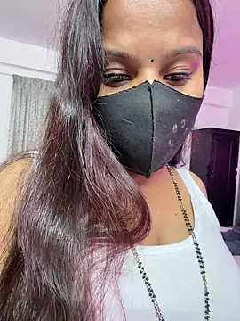 Shneeha le online show from 02.14.26