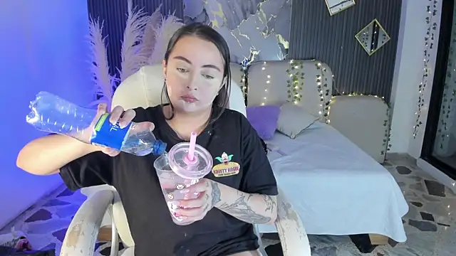 SarahCastro1  online show from 01.10.26