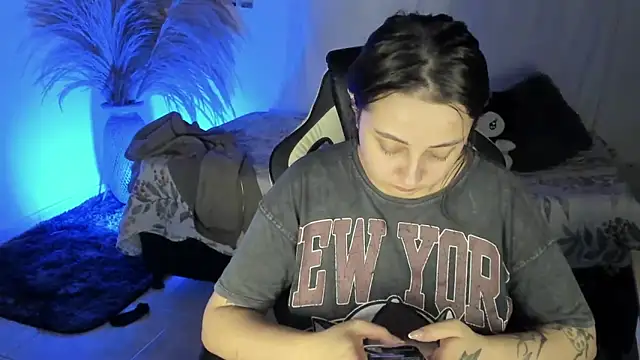 SarahCastro1  online show from 05.05.26