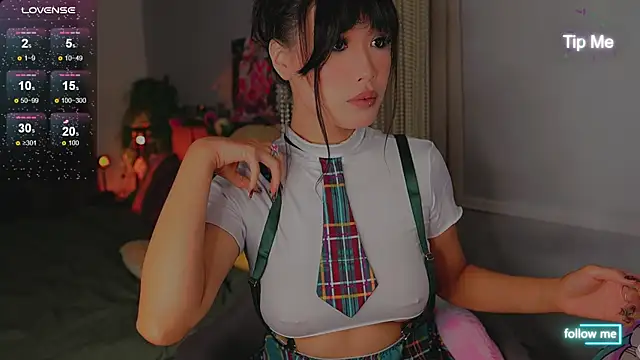 Kami Lee XO online show from 10.09.25