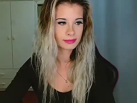 KristineGlow online show from 12.15.25