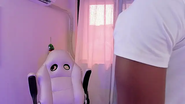 tau montes online show from 11.20.25