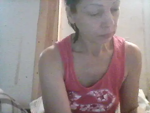 Snapshot of Milana38 chatting on 05.10.26 Milana38 online show from 05.10.26