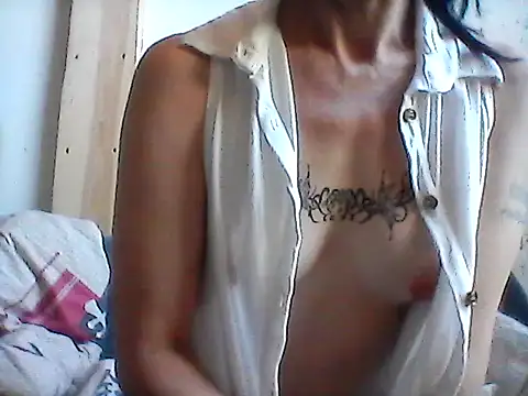 Snapshot of Milana38 chatting on 05.16.26 Milana38 online show from 05.16.26
