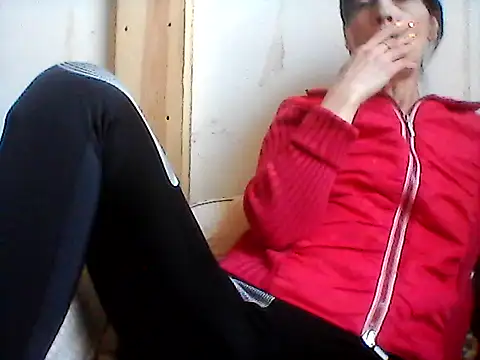 Snapshot of Milana38 chatting on 05.17.26 Milana38 online show from 05.17.26