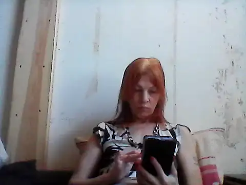 Snapshot of Milana38 chatting on 05.19.26 Milana38 online show from 05.19.26