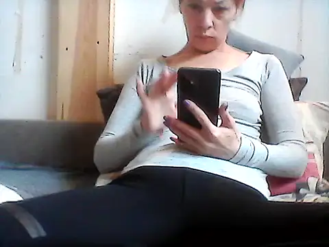 Snapshot of Milana38 chatting on 06.03.26 Milana38 online show from 06.03.26