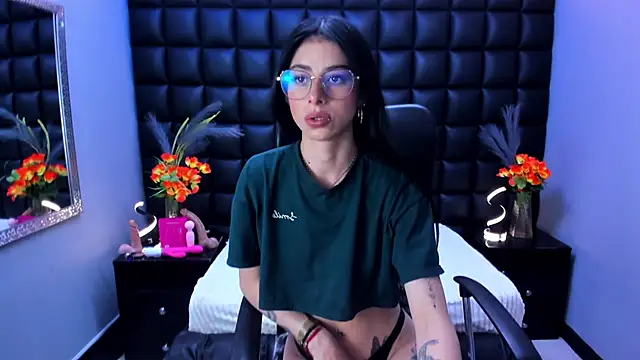 Dulce Miaa  online show from 06.16.26
