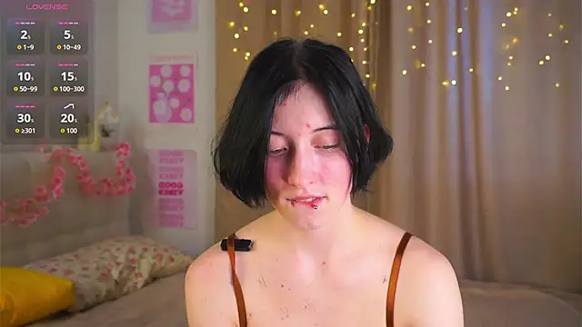 JuanaFriesz online show from 03.04.26