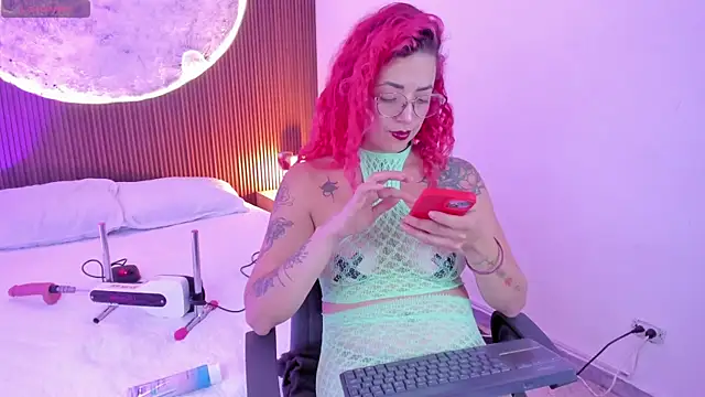 RoxanneStorm  online show from 07.05.26