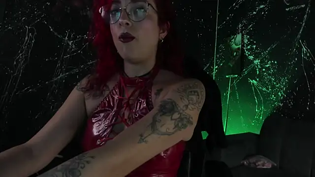 RoxanneStorm  online show from 07.29.26