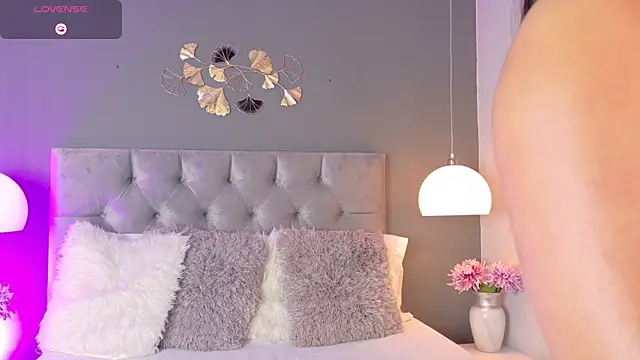 kendalFox  online show from 03.06.26