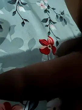 Snapshot of riyaroy087 chatting on 03.11.26 riyaroy087 online show from 03.11.26