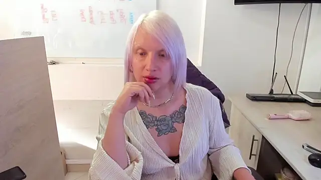 Sun Sooll  online show from 03.09.26