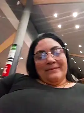 Snapshot of tiffany_Johnson1 chatting on 10.21.25 tiffany Johnson1 online show from 10.21.25