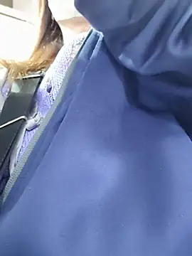 Lovelyanan online show from 10.28.25