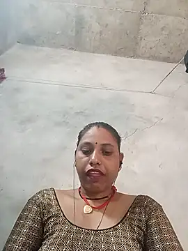 Snapshot of Sandhya_x chatting on 09.22.25 Sandhya x online show from 09.22.25