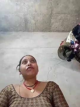 Snapshot of Sandhya_x chatting on 09.25.25 Sandhya x online show from 09.25.25