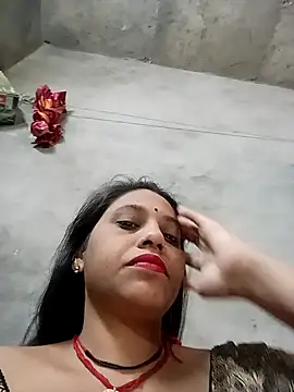 Snapshot of Sandhya_x chatting on 09.28.25 Sandhya x online show from 09.28.25