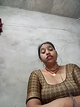 Snapshot of Sandhya_x chatting on 09.28.25 Sandhya x online show from 09.28.25